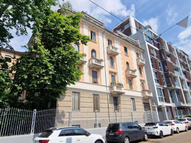 Appartamento in vendita a Milano MI
