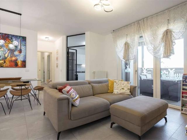 Appartamento in vendita a Milano MI
