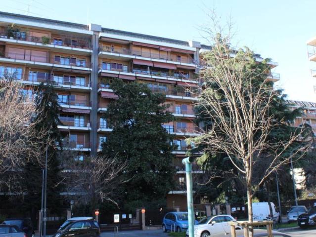 Appartamento in vendita a Milano MI