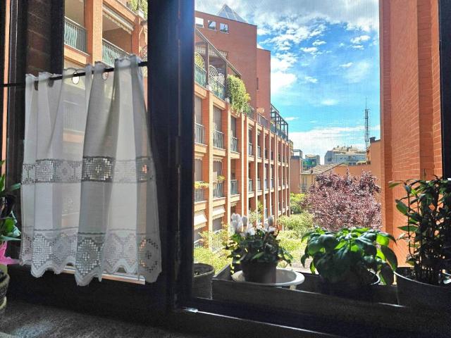 Appartamento in vendita a Milano MI