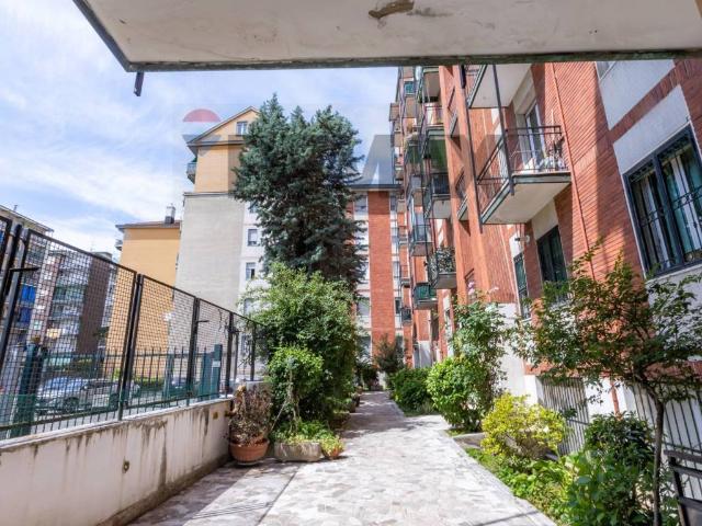 Appartamento in vendita a Milano MI