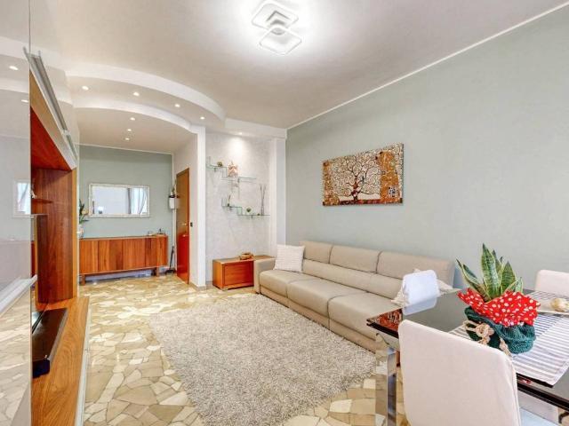 Appartamento in vendita a Milano MI