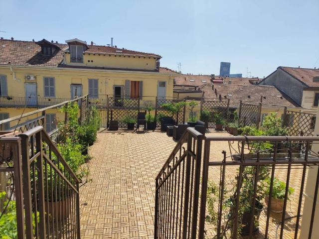Appartamento in vendita a Milano MI