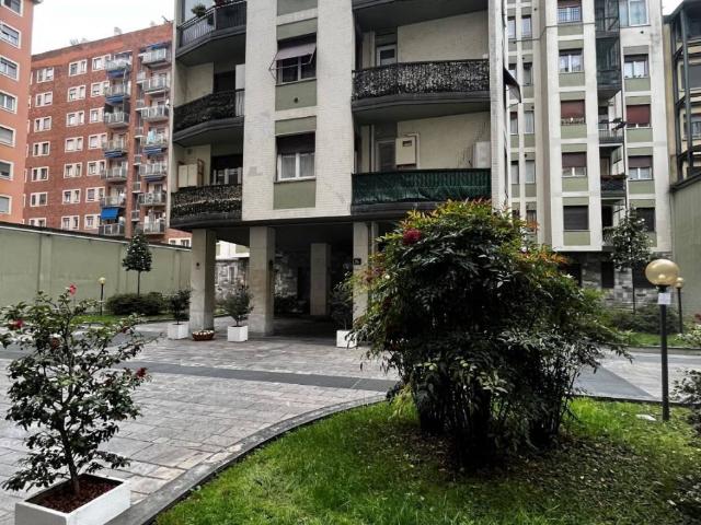 Appartamento in vendita a Milano MI