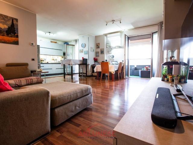 Appartamento in vendita a Milano MI