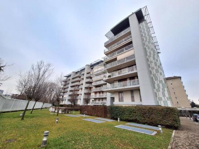 Appartamento in vendita a Milano MI