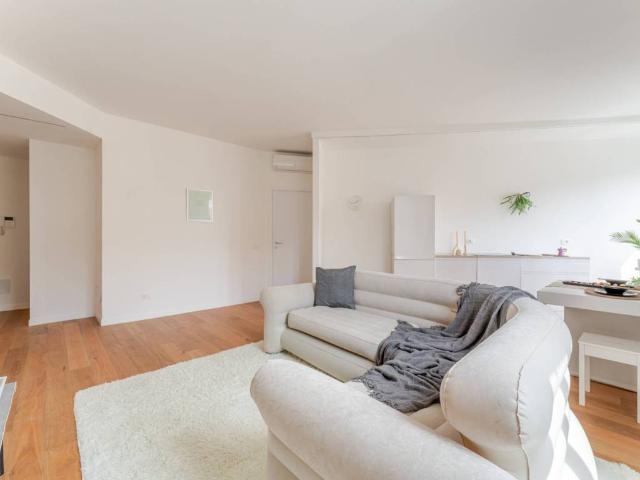 Appartamento in vendita a Milano MI