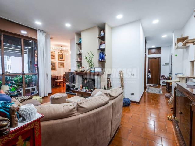 Appartamento in vendita a Milano MI