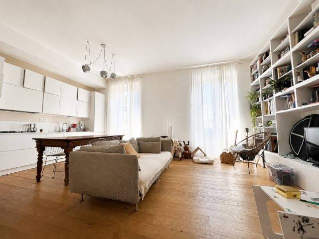 Appartamento in vendita a Milano MI