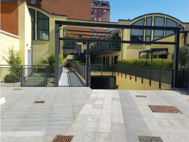 Appartamento in vendita a Milano MI