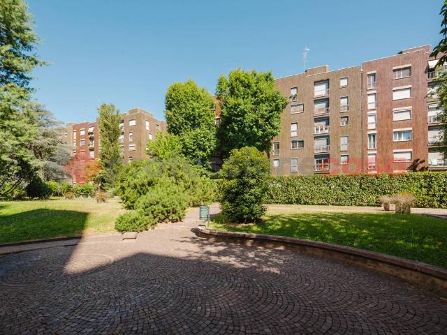 Appartamento in vendita a Milano MI