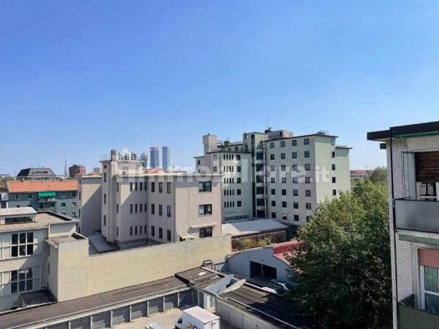 Appartamento in vendita a Milano MI