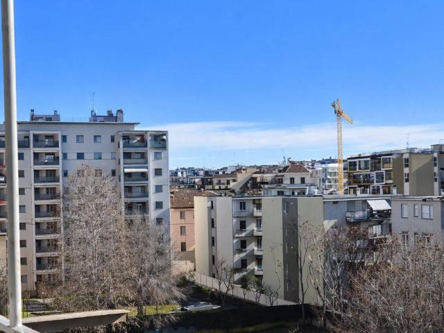 Appartamento in vendita a Milano MI