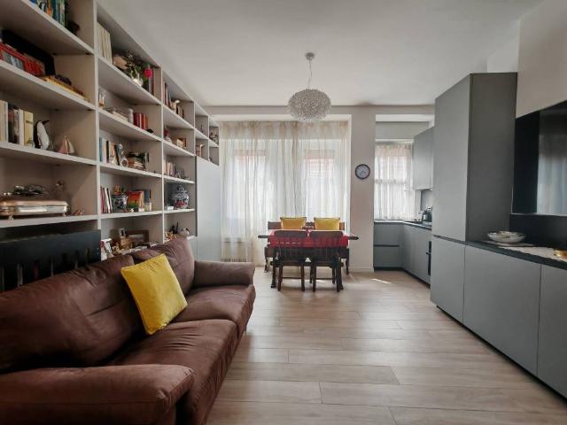 Appartamento in vendita a Milano MI