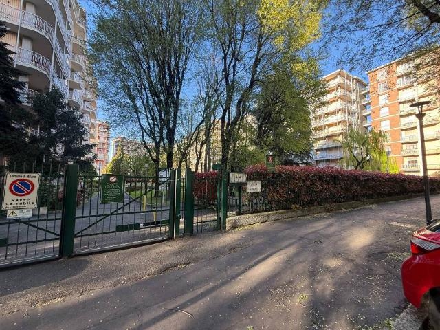 Appartamento in vendita a Milano MI