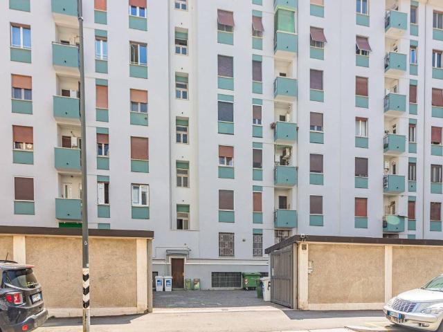 Appartamento in vendita a Milano MI