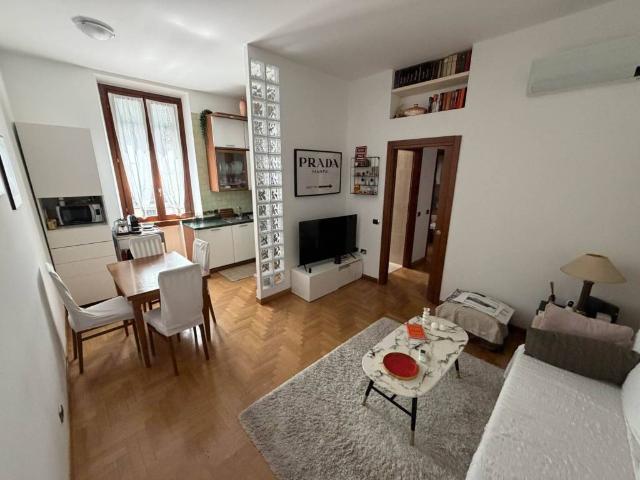 Appartamento in vendita a Milano MI