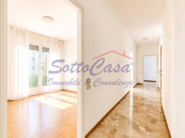 Appartamento in vendita a Milano MI