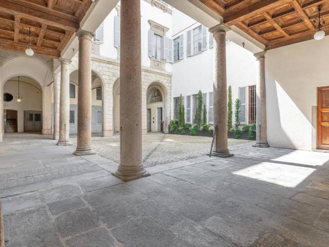 Appartamento in vendita a Milano MI