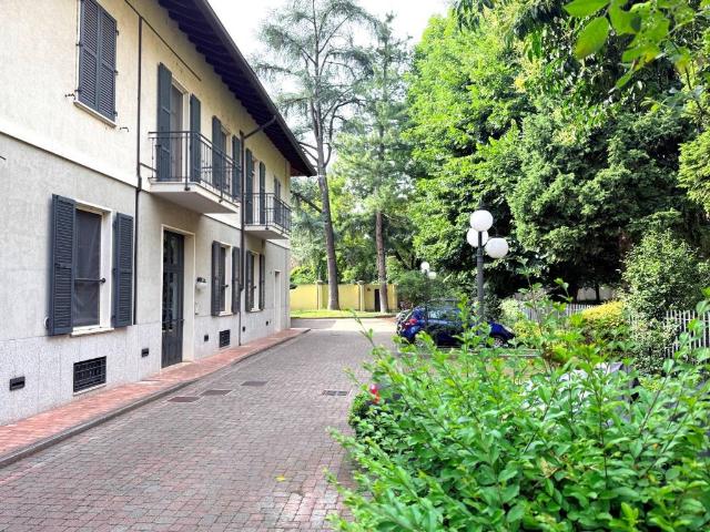 Appartamento in vendita a Milano MI