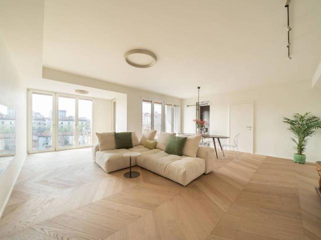 Appartamento in vendita a Milano MI