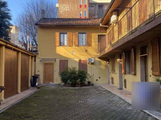 Appartamento in vendita a Milano MI