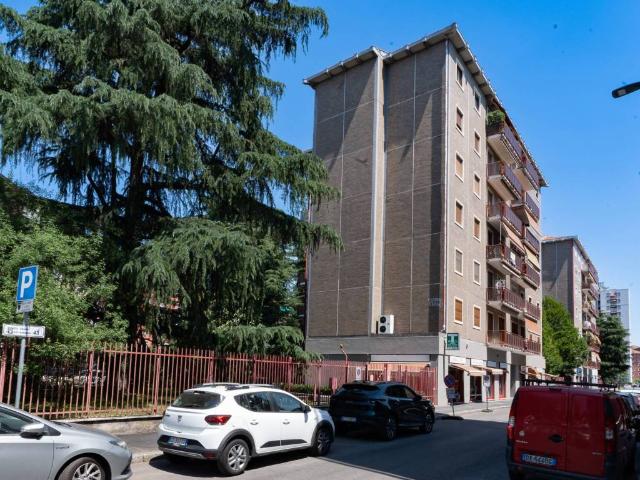 Appartamento in vendita a Milano MI