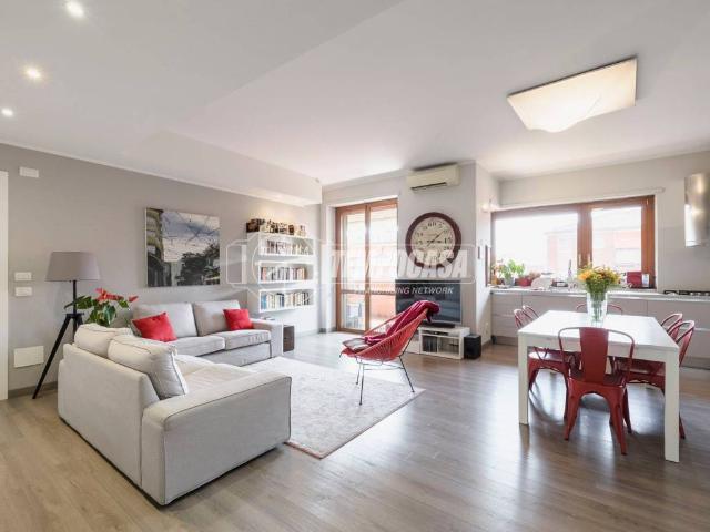 Appartamento in vendita a Milano MI