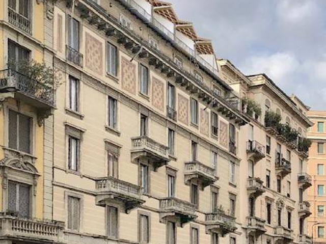 Appartamento in vendita a Milano MI