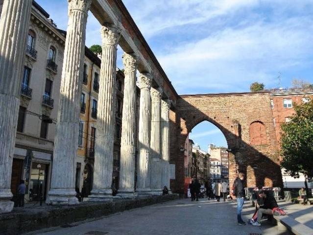 Appartamento in vendita a Milano MI