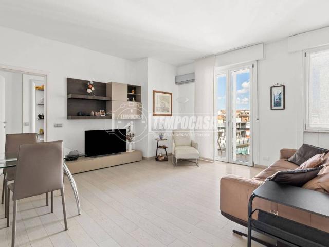 Appartamento in vendita a Milano MI