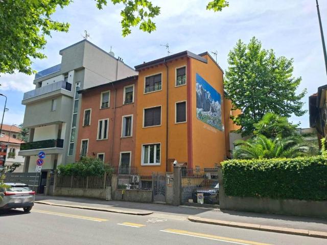 Appartamento in vendita a Milano MI