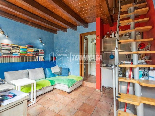 Appartamento in vendita a Milano MI