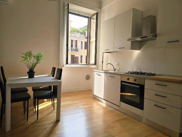 Appartamento in vendita a Milano MI
