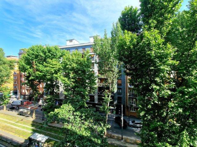 Appartamento in vendita a Milano MI