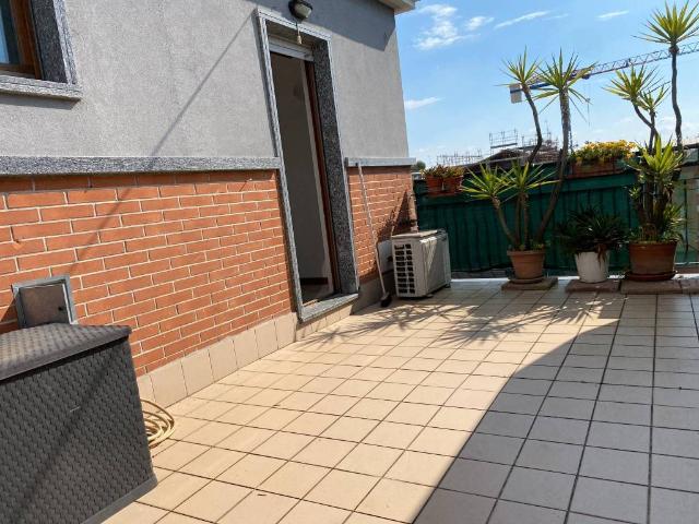 Appartamento in vendita a Milano MI