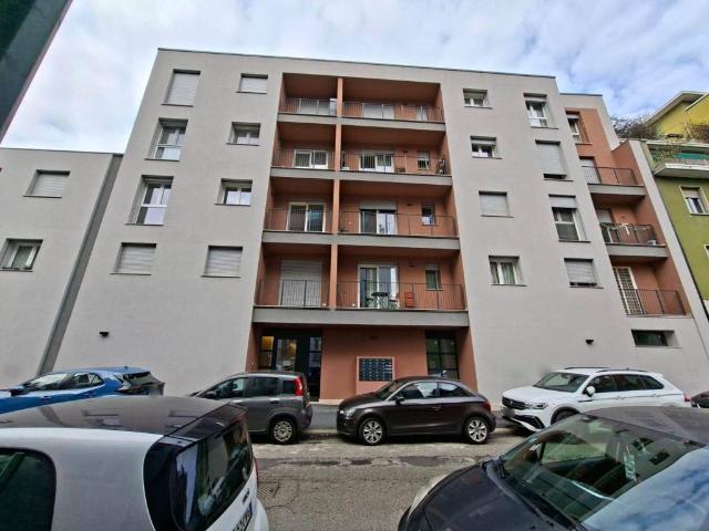 Appartamento in vendita a Milano MI