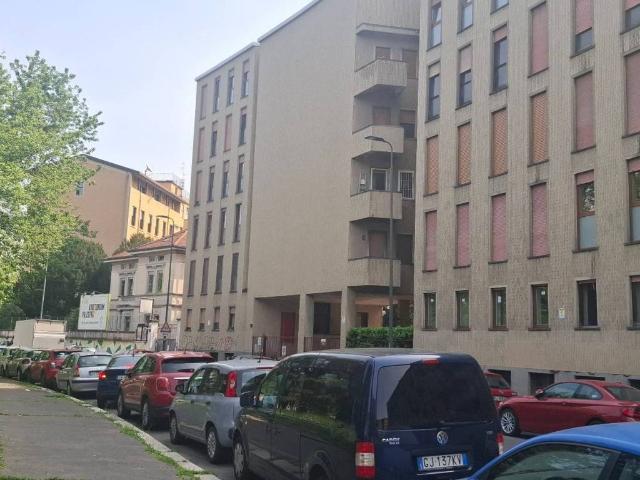 Appartamento in vendita a Milano MI