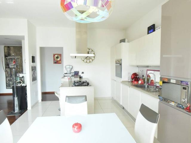 Appartamento in vendita a Milano MI