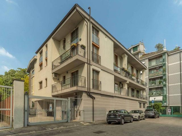 Appartamento in vendita a Milano MI