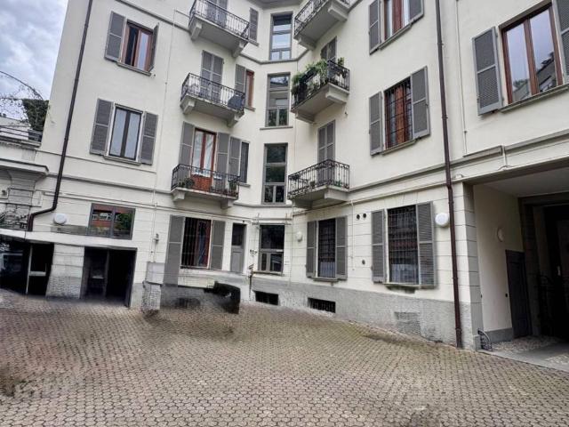 Appartamento in vendita a Milano MI