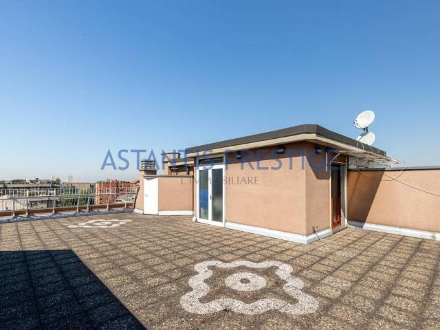 Appartamento in vendita a Milano MI
