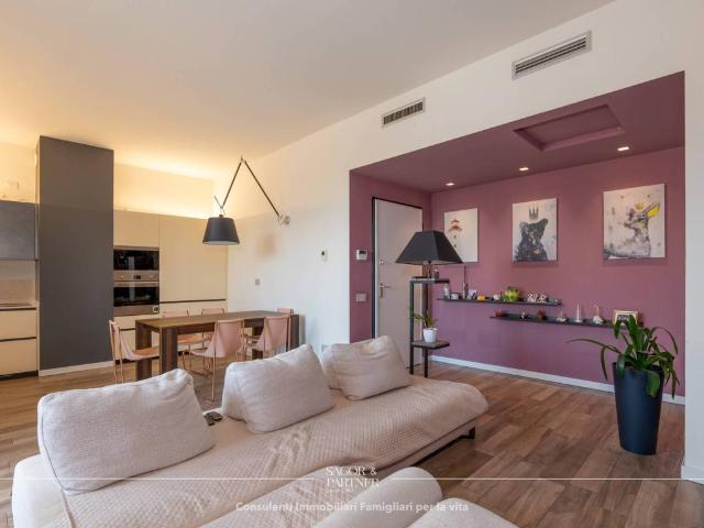 Appartamento in vendita a Milano MI
