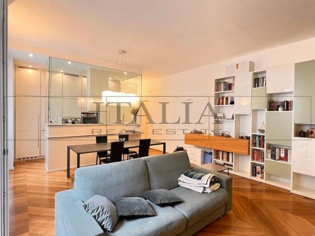Appartamento in vendita a Milano MI