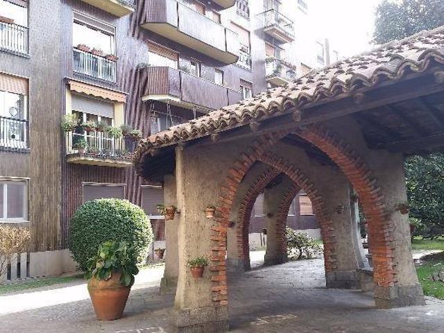 Appartamento in vendita a Milano MI
