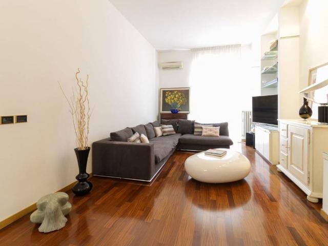 Appartamento in vendita a Milano MI