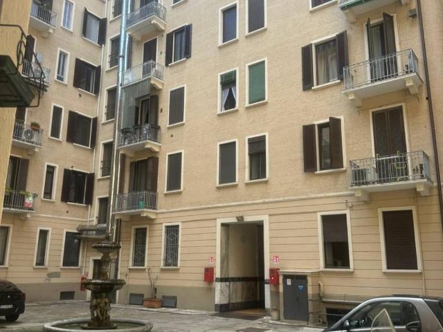 Appartamento in vendita a Milano MI