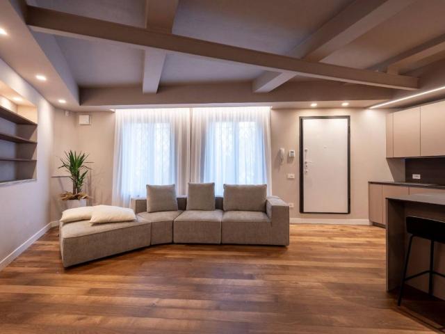 Appartamento in vendita a Milano MI