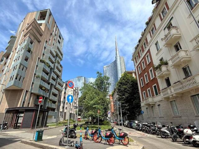 Appartamento in vendita a Milano MI