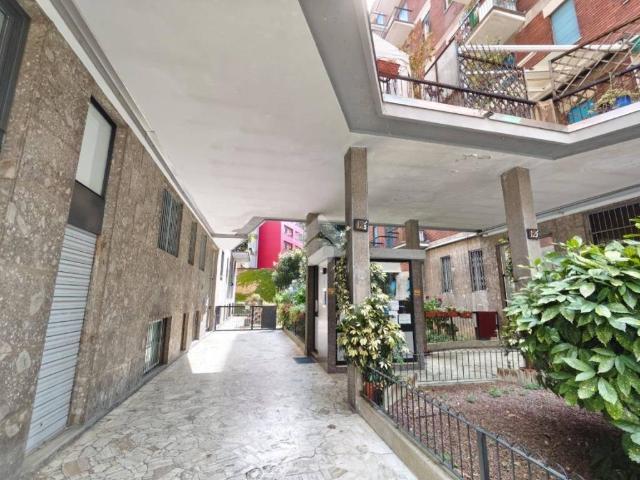 Appartamento in vendita a Milano MI